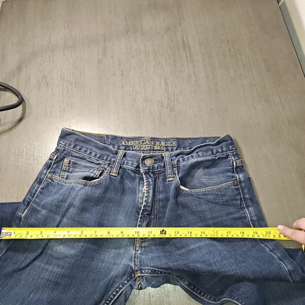 American Eagle Outfitters Woman Blue Jeans ,Size 31x32,Straight Leg,mid rise - Picture 7 of 10